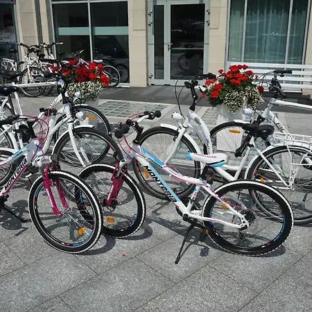 White 3* Krynica Morska