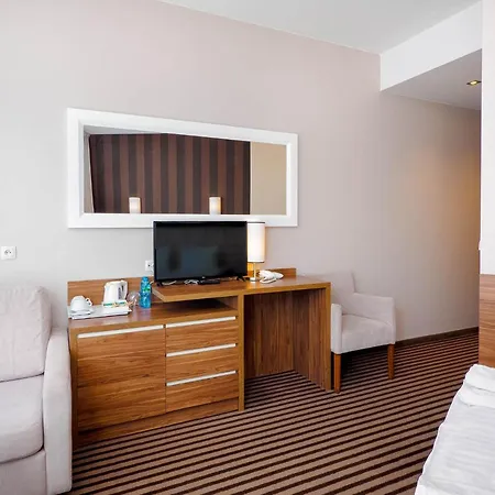 White 3* Krynica Morska