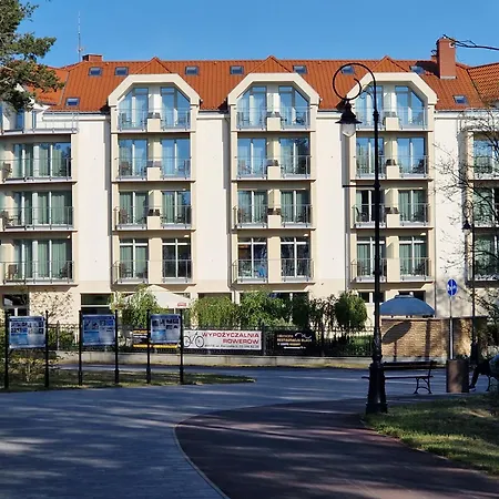 White Hotel 3*