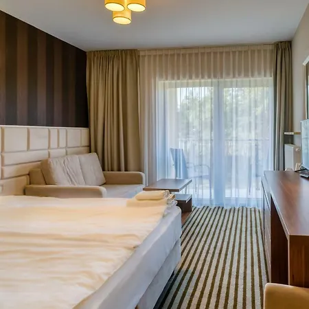 White 3* Krynica Morska