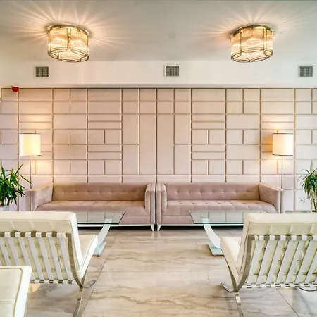 White Hotel 3*