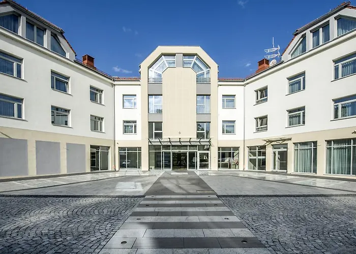 White 3* Krynica Morska